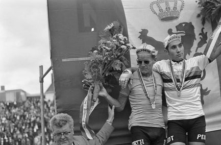 WK OP DE WEG: EEN TERUGBLIK OP DE WIELERLEGENDE EDDY MERCKX