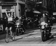 JAN RAAS ÉTONNE TOUT LE MONDE À MILAN-SAN REMO EN 1977